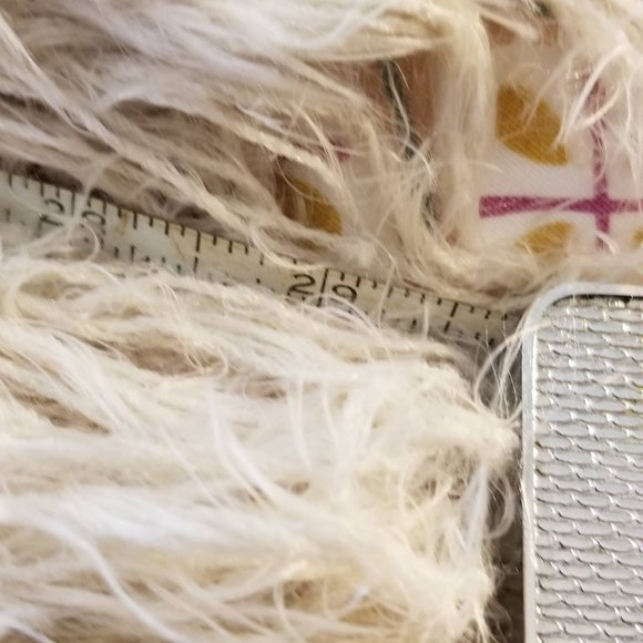 Faithful Cream Shaggy Jacket M - Picture 6 of 9